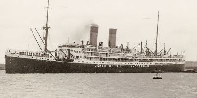 De SS Johan de Witt bracht Egbert op 5 juli 1939 naar Nederlands-Indië